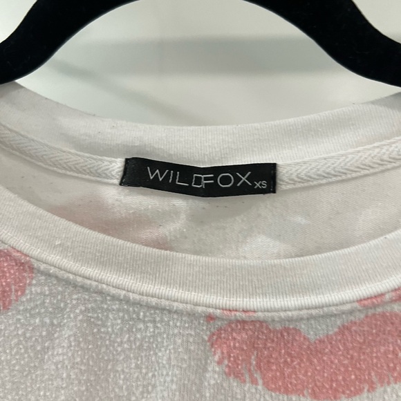 Wild fox lips sweater - Picture 3 of 3